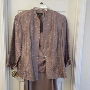R&M Richards Plus size cocktail dress w/jacket
